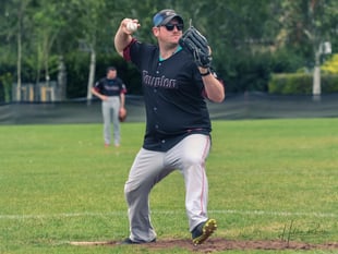 Pistols suffer double defeat against leaders