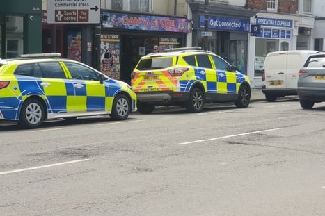 A Wellington High Street store has been forced to close by Police and is suspected of selling counterfeit tobacco and vapes to minors.