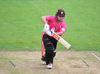 Somerset stumble again as Bears dent hopes of back-to-back titles