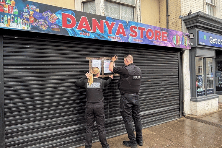 Police officers closing down a Wellington shop for selling vapes to children and trading in illegal cigarettes and tobacco.