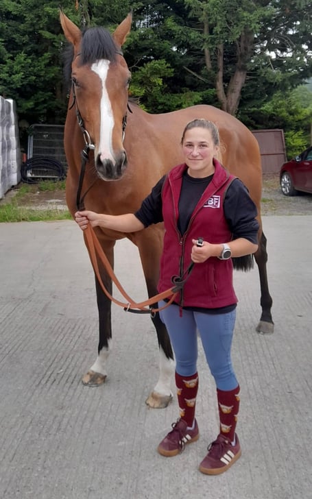 Zoe Hawkins with Freedom Bay