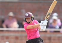Somerset Women in tense last-over victory against Essext