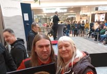 German artist and darts fan Margit Kiel puts Ryan in the picture