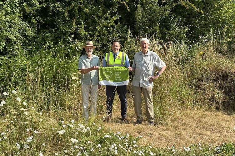 Friends of Swains Nature Reserve have been awarded a community Green Flag Award for their work.