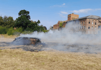 Firefighters praised after blaze threatens Wellington field