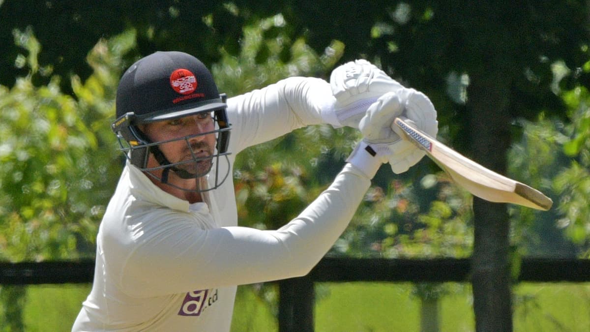 Wellington chasing runners-up spot in league clash
