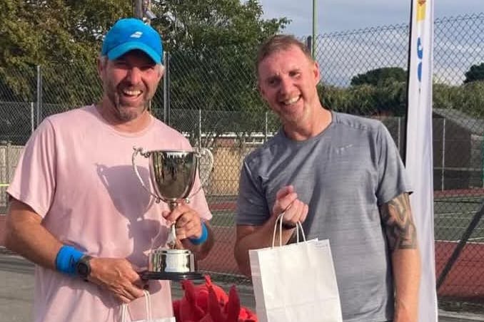 Kevin Jones (right) with the Over 40s' winner