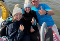 WiveyPool swimmers break record in channel crossing