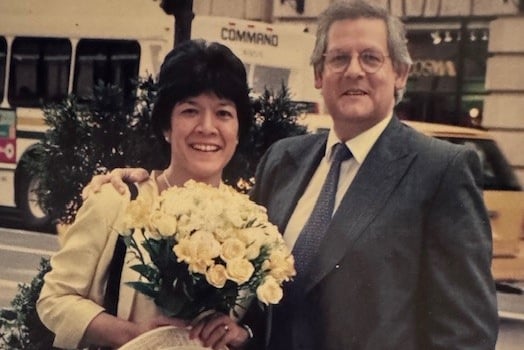 Nigel and Vida were together for 29 years and loved to travel, getting married in New York.