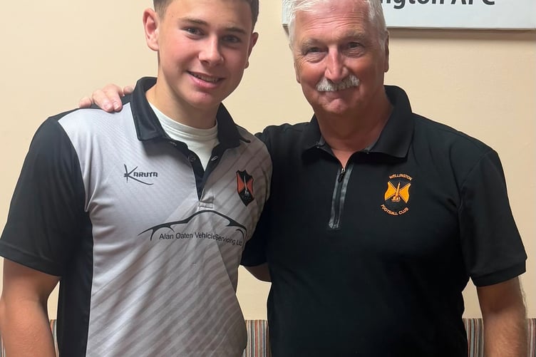 Player of the Match Ollie Ackland (left) with Ken Pearson