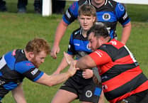 Wellington turn on the style to beat Cheltenham in league clash