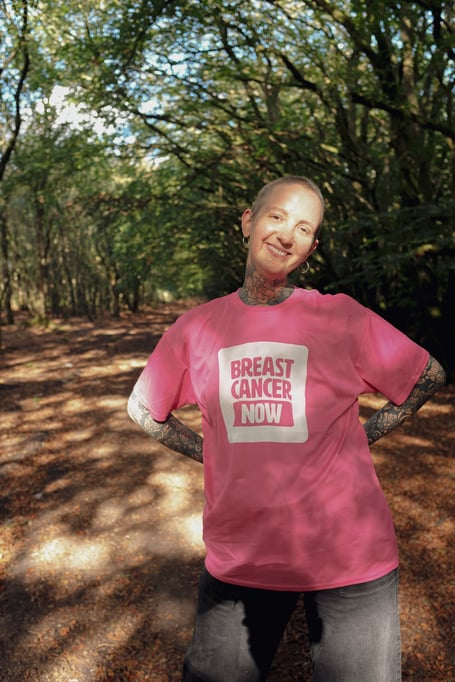 Wellington artist Lauren Marina has completed 77 miles of the 100 Mile challenge for Breast Cancer Now.