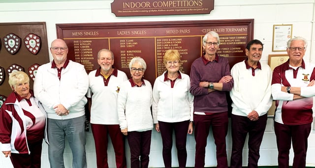 Trailblazers, left to right: Angie Moore, Bill Warnett, Steve Bradnum, Marguerite Nichols; Blackbirds: Liz May, Alan May, Simon Spalding, Tony Weston.