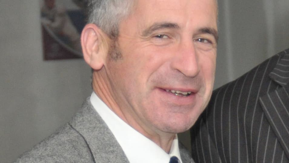 Vice Golf Cc Des takes over as chairman of cricket club at Wellington | wellington ...